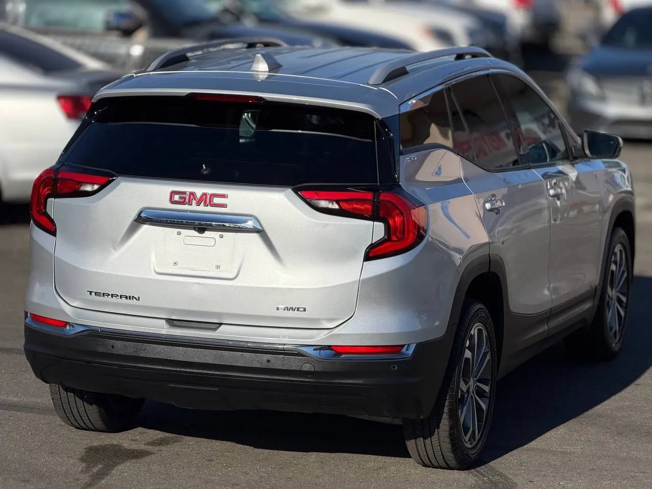 Used 2020 GMC Terrain SLT w/ Preferred Package AWD/4WD image 16