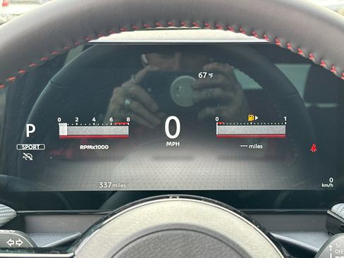 Used 2025 Nissan Kicks SR image 28