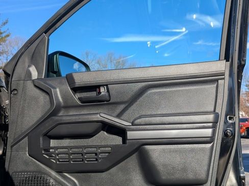 Certified 2024 Toyota Tacoma SR5 image 19