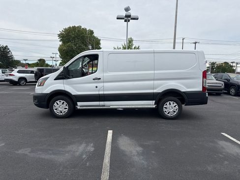 Used 2024 Ford Transit 250 Low Roof w/ Exterior Upgrade Package RWD image 2