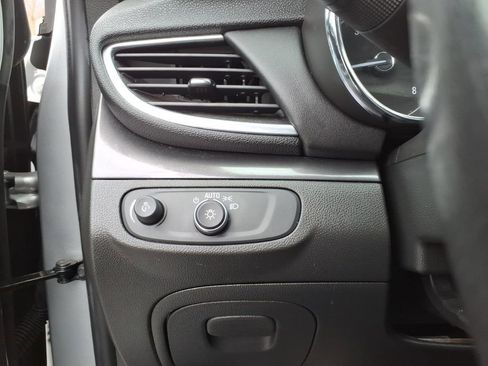 Used 2022 Buick Encore Preferred w/ Safety Package AWD/4WD image 19