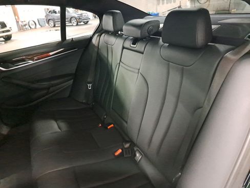 Used 2018 BMW 530i xDrive AWD/4WD image 15