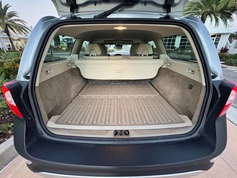 Used 2013 Volvo XC70 3.2 image 20