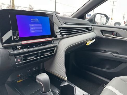 New 2026 Toyota Camry SE image 10