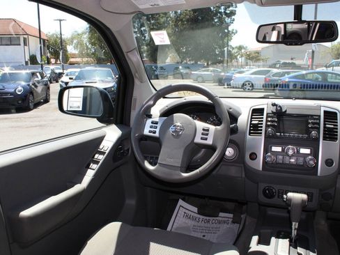 Used 2014 Nissan Frontier SV w/ SV Value Truck Package image 24