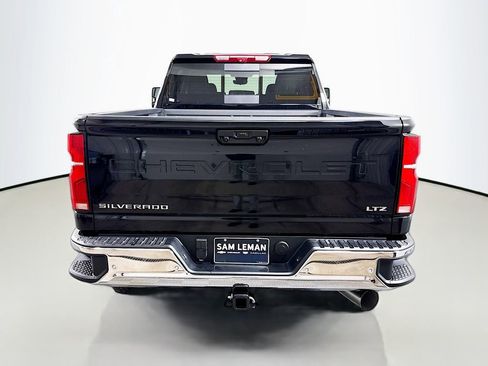 New 2025 Chevrolet Silverado 2500 LTZ w/ LTZ Convenience Package AWD/4WD image 6