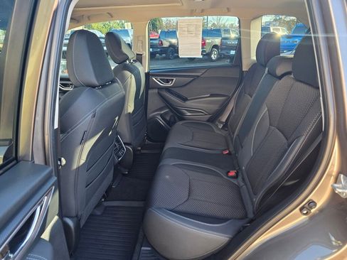 Used 2021 Subaru Forester Premium w/ Popular Package #1 image 11