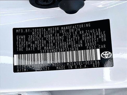 Used 2024 Toyota Corolla LE FWD image 30