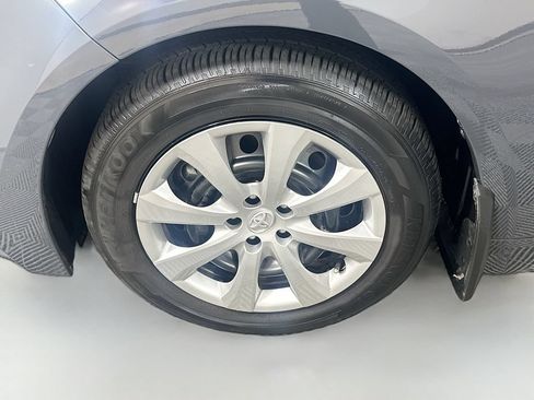 Used 2026 Toyota Corolla LE FWD image 30