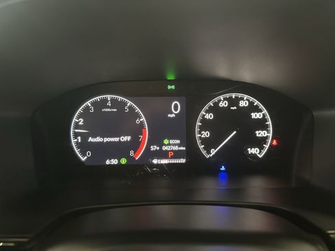 Used 2024 Honda CR-V EX-L image 10