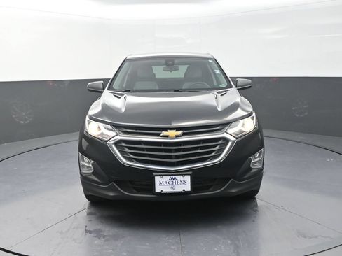 Used 2020 Chevrolet Equinox LS AWD/4WD image 2
