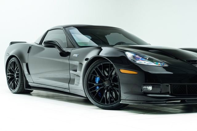 Used 2009 Chevrolet Corvette ZR1 w/ Preferred Equipment Group RWD image 3