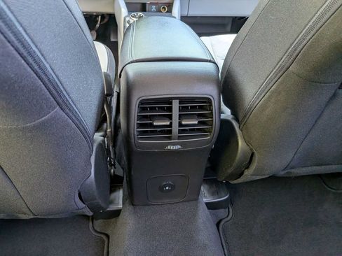 Used 2023 Ford Escape Active AWD/4WD image 16
