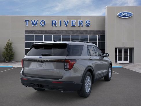 New 2026 Ford Explorer Active RWD image 8