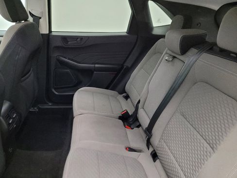 Used 2022 Ford Escape SE w/ SE Sport Appearance Package image 18