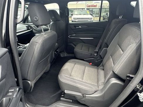 Certified 2024 Chevrolet Traverse LT FWD image 23