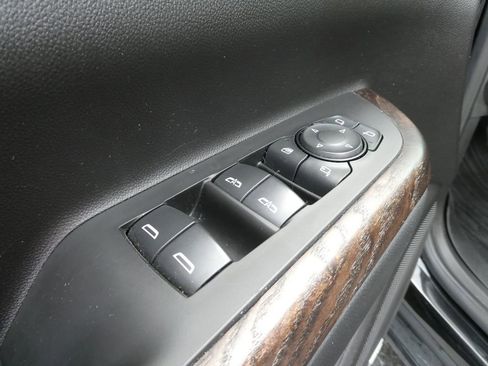 Used 2021 GMC Acadia Denali w/ Denali Technology Package AWD/4WD image 25