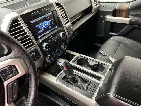 Used 2015 Ford F150 Lariat w/ Equipment Group 502A Luxury AWD/4WD image 19