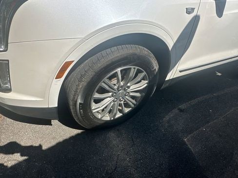 Used 2019 Cadillac XT5 Luxury FWD image 4