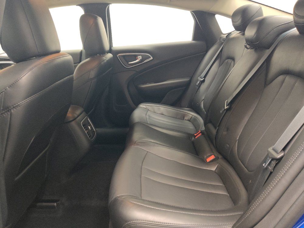 Used 2015 Chrysler 200 C FWD image 18