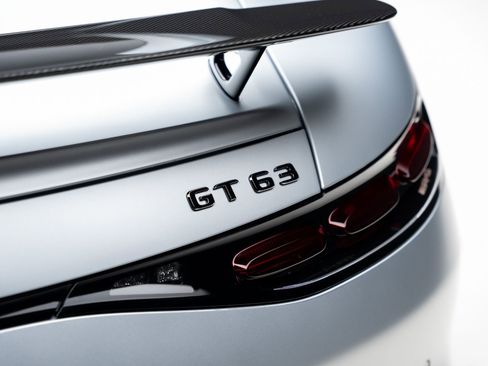 Used 2025 Mercedes-Benz AMG GT 63 image 35
