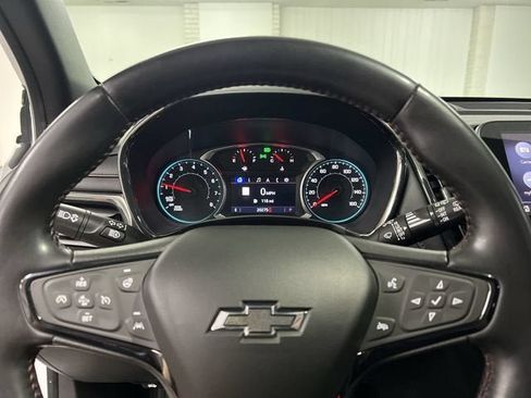 Certified 2022 Chevrolet Equinox RS w/ RS Leather Package AWD/4WD image 11