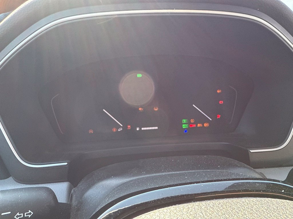 Used 2023 Honda Pilot Touring image 7