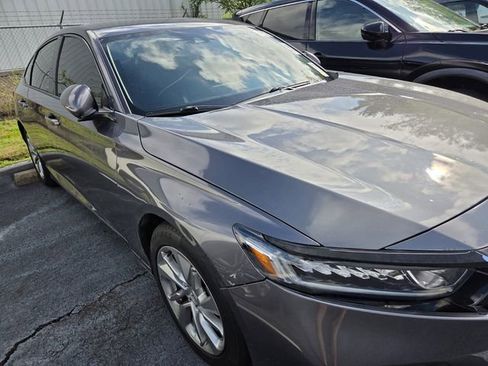 Used 2019 Honda Accord LX image 4