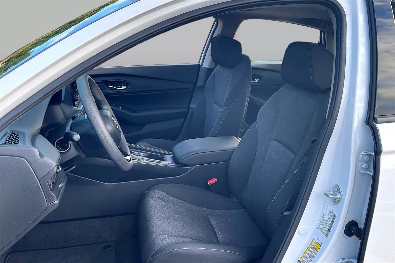 Certified 2025 Honda Accord SE image 41