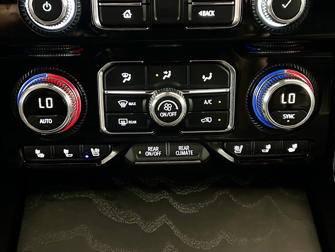 Used 2024 GMC Yukon Denali AWD/4WD image 11