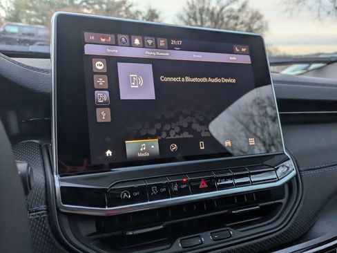 New 2026 Jeep Compass Limited image 19