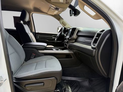 Used 2019 RAM 1500 Big Horn RWD image 15