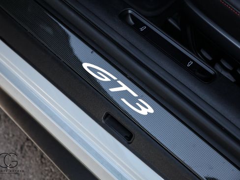 Used 2022 Porsche 911 GT3 RWD image 30