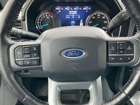 Certified 2022 Ford F150 XLT w/ Equipment Group 302A High image 20