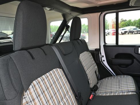 New 2026 Jeep Wrangler Unlimited Sport AWD/4WD image 27
