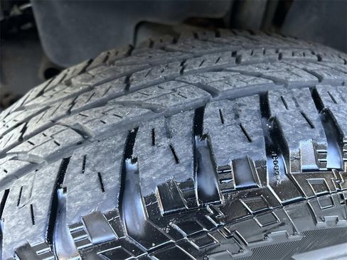 Used 2017 Jeep Wrangler Unlimited Sahara image 10