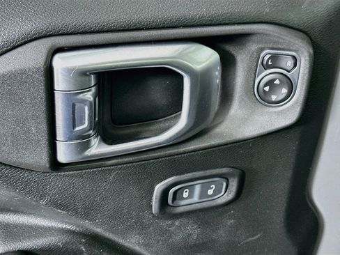 Used 2020 Jeep Wrangler Unlimited Sport AWD/4WD image 15