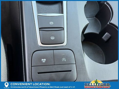 Used 2022 Ford Escape SE image 34