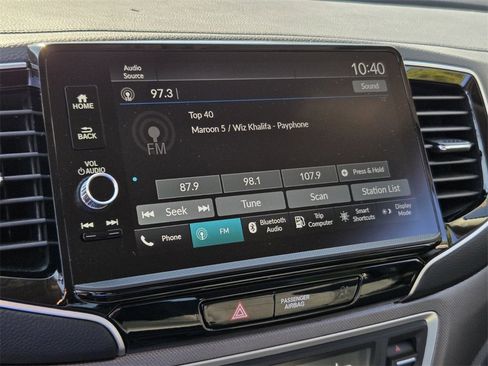 Used 2025 Honda Ridgeline Sport image 22