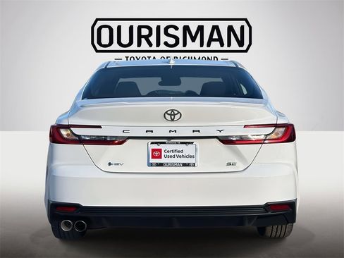 Certified 2025 Toyota Camry SE image 23