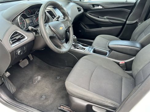 Used 2019 Chevrolet Cruze LT w/ LT Fleet Convenience Package image 10