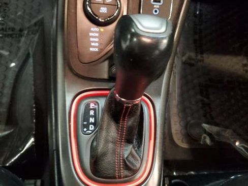 Used 2018 Jeep Compass Trailhawk w/ Safe & Security Group AWD/4WD image 25