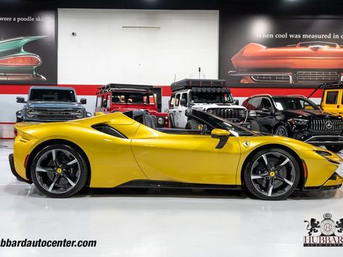 Used 2024 Ferrari SF90 Spider AWD/4WD image 10