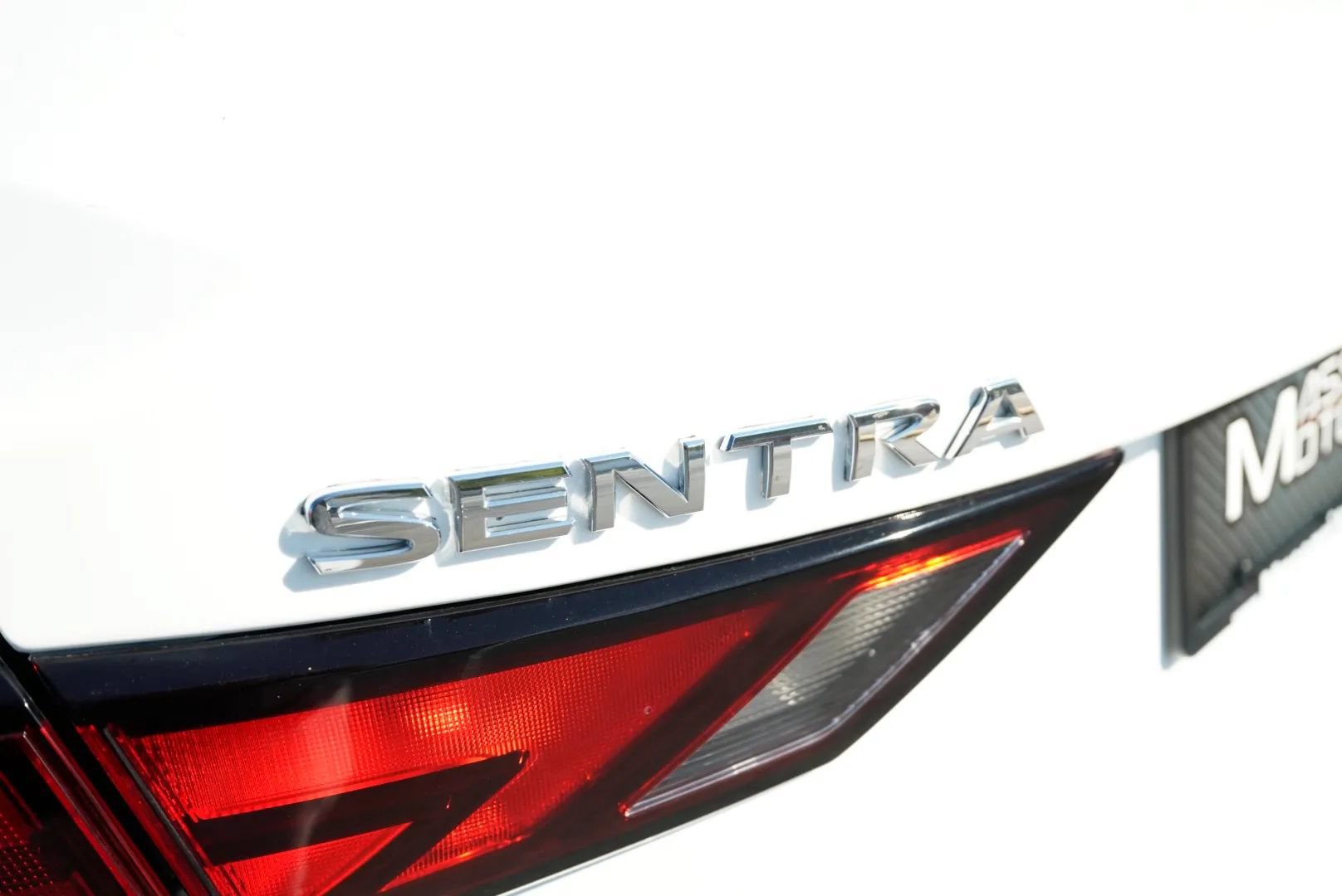 Used 2025 Nissan Sentra S FWD image 11