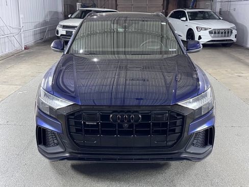 Used 2021 Audi Q8 Prestige AWD/4WD image 2