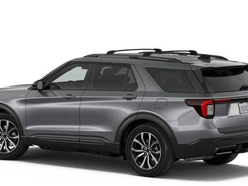 New 2026 Ford Explorer ST-Line image 2