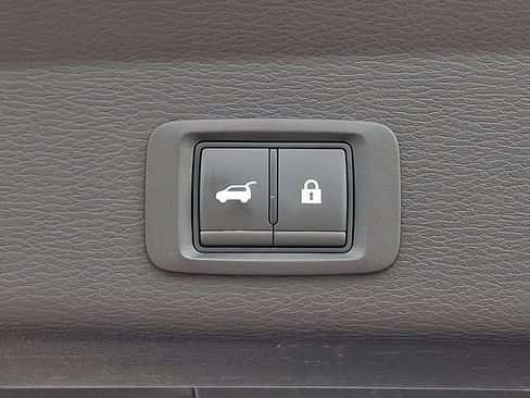 Used 2024 Mitsubishi Outlander SEL AWD/4WD image 32