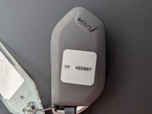 New 2026 Kia Sorento LX FWD image 35