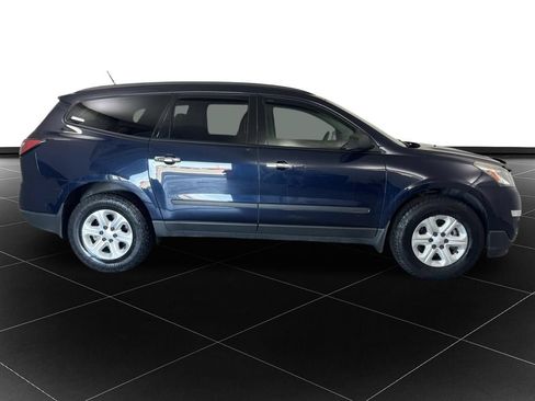Used 2015 Chevrolet Traverse LS FWD image 6