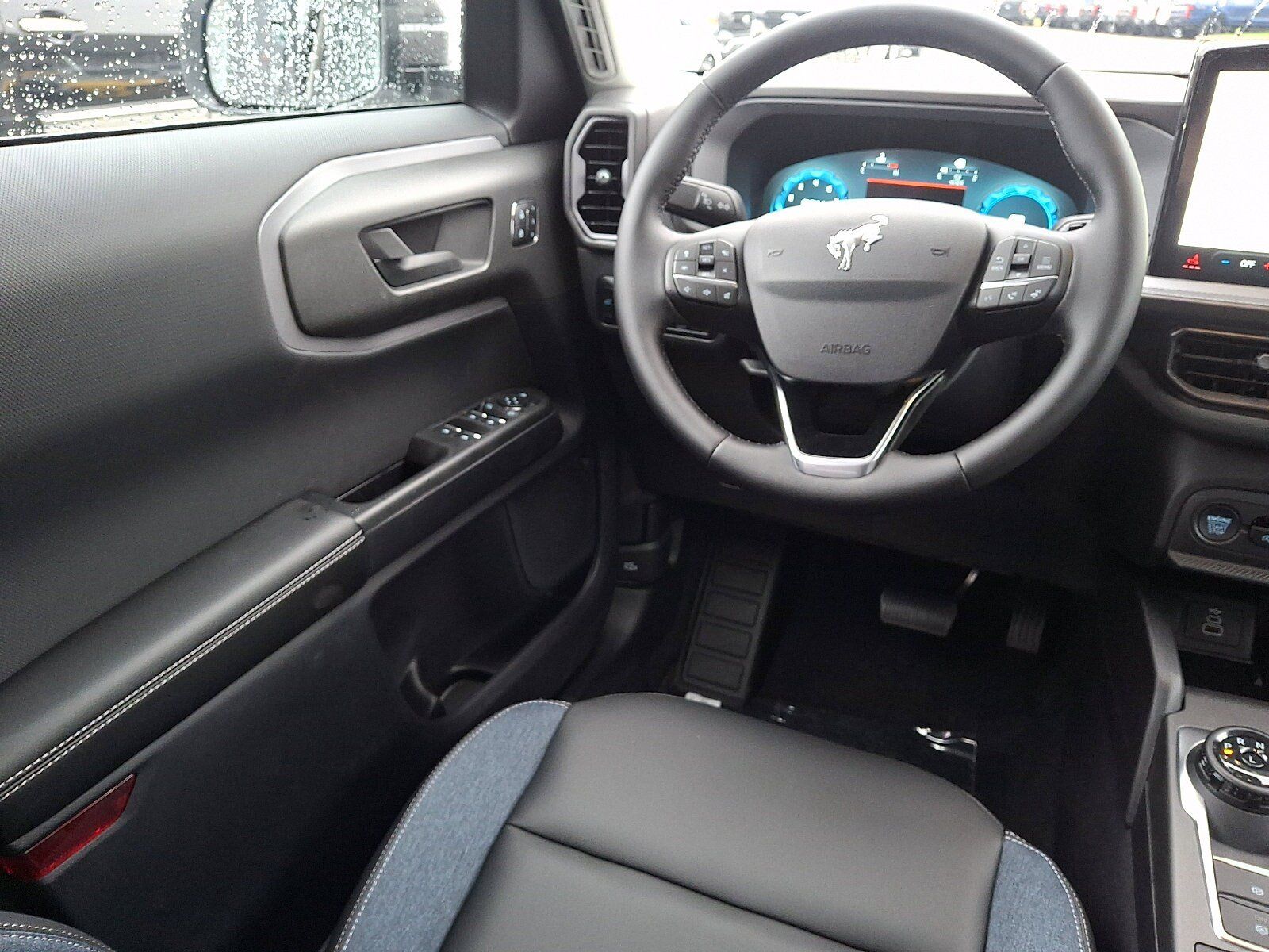 New 2025 Ford Bronco Sport Outer Banks w/ Outer Banks Tech Package+ AWD/4WD image 9